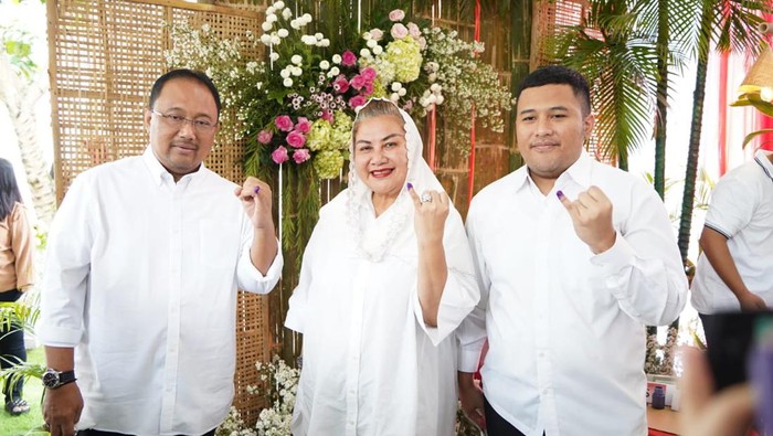 Walkot Semarang mencoblos