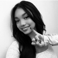 Pesta Demokrasi ini juga dirayakan Naura Ayu untuk pertama kalinya. Artis sekaligus penyanyi ini berharap siapapun yang menjadi pemimpin Indonesia dapat membawa negara menjadi lebih baik lagi. Foto: Instagram