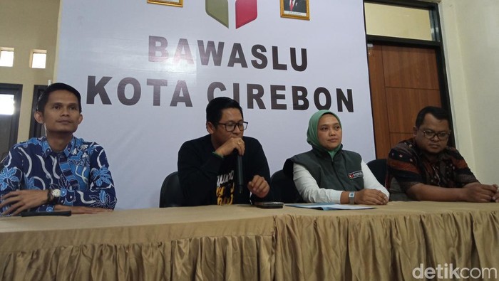 Bawaslu Kota Cirebon.