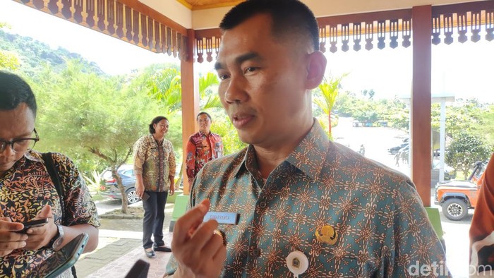 Bupati Gunungkidul Sunaryanta saat ditemui wartawan di Taman Teknologi Pertanian, Kapanewon Patuk, Kamis (15/2/2024).