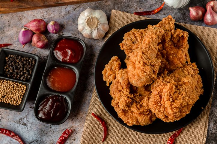 Unik!  Spesial Valentine, Toko Ayam Goreng Ini Jual Cincin Rasa Ayam Goreng