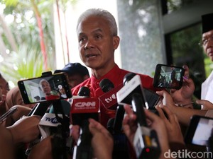 PDIP Tertinggi tapi Dirinya Terendah di QC Bikin Ganjar Sebut Anomali