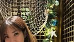 Ini Keseruan Gisella Anastasia Saat Mencicipi Durian