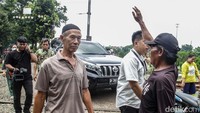 Jalan kecil ini kerap menjadi jalan tembus dari Ulujami ke Tanah Kusir atau sebaliknya.  