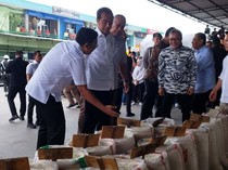 Jokowi soal Stok Beras Saat Bulan Puasa: Kita Siapkan