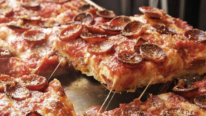 Kenali 8 Jenis Pizza Populer Berikut Ciri Khasnya, Ada Favoritmu?