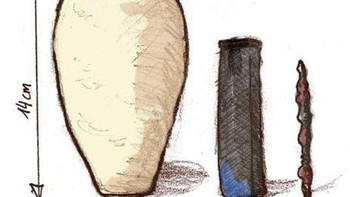 Pada tahun 1838, ketika bekerja di tempat yang sekarang disebut Irak, arkeolog Jerman Wilhelm Konig menemukan sejumlah toples tanah liat, masing-masing berisi batang besi yang dibungkus dalam silinder tembaga. Konig menerbitkan sebuah makalah di mana dia berteori bahwa benda-benda itu adalah baterai kuno, atau sel galvanik . Ini akan menjadi perkembangan teknologi yang luar biasa, mengingat usia benda-benda tersebut - benda-benda tersebut berasal dari era Parthia, atau sekitar 200 SM. Menurut Elizabeth Stone, pakar seni dan arkeologi Irak, para ahli tidak menganut teori baterai. Teori alternatif menyatakan bahwa wadah tersebut digunakan untuk menyimpan gulungan dan dimasukkan ke dalam silinder tembaga. Foto: Ranker