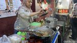 Bawa Duit Rp 10.000 Bisa Jajan Pangsit Goreng di Sini