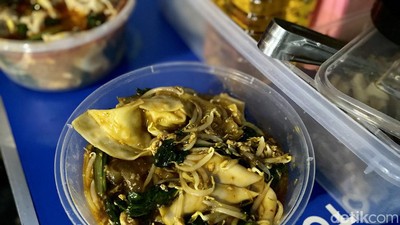 Bawa Duit Rp 10.000 Bisa Jajan Pangsit Goreng di Sini