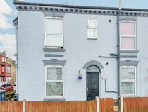 Dari Luar Keren, Bagian Dalam Rumah Dijual Ini Malah Kayak Bengkel