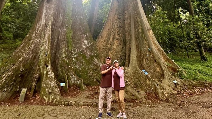 Sri Mulyani dan Tonny Sumartono