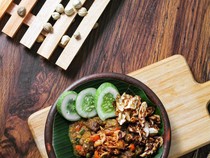 Huaah! Tersambar Pedasnya Oseng-Oseng Lezat di 5 Tempat Ini