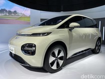 Wuling Pamerkan Cloud EV di IIMS 2024, Jarak Tempuh Sampai 505 Km