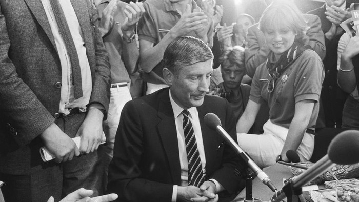 Duo Euthanasia, Eks PM Belanda Meninggal Bersama Istri atas Keinginan Sendiri