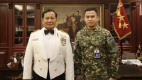 Sebelum menjadi sekpri Prabowo, Agung Surahman mengikuti seleksi ketat dan bersaing dengan ratusan orang. Ia juga menjalani kursus pelatihan Partai Gerindra selama 3 bulan. Foto: Instagram agung_surahman