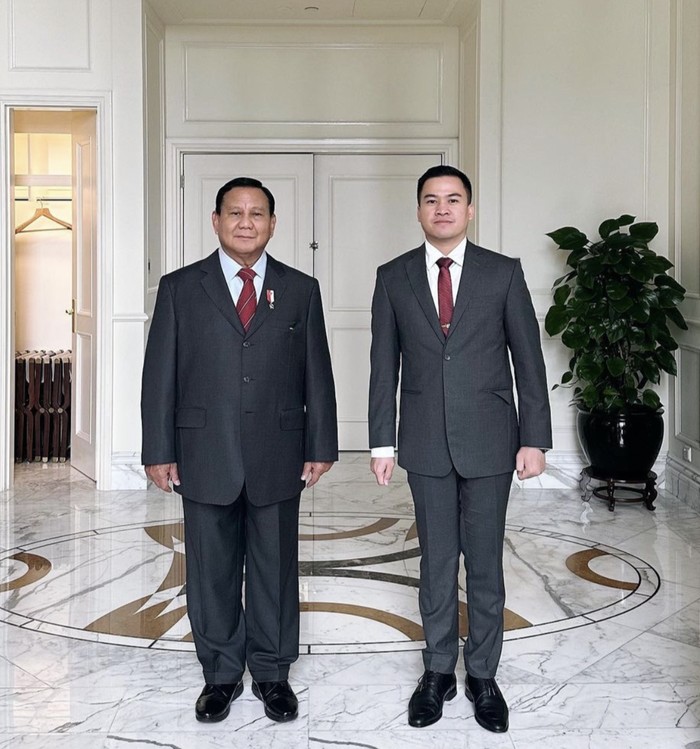 Agung Surahman, Sekpri Prabowo Subianto Saat Pamer Momen Kuliner Agung Surahman, Sekpri Prabowo Subianto Saat Pamer Momen Kuliner