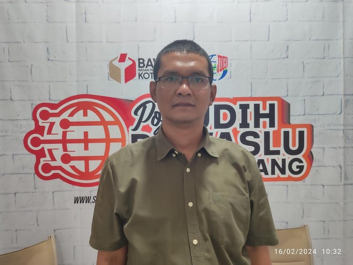 Anggota Bawaslu Kota Serang Fierly Murdlyiat Mabruri (Bahtiar/detikcom)