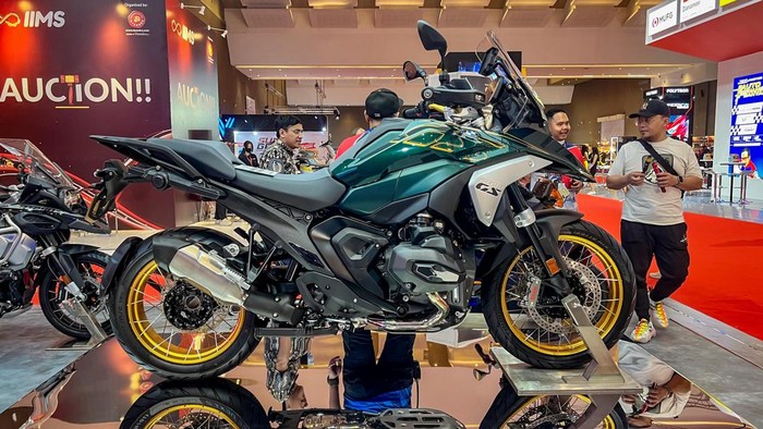 BMW Motorrad luncurkan tiga motor baru sekaligus di IIMS 2024