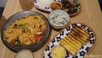 Mencicip Lezatnya Menu Melayu Modern di Kopitiam Kekinian