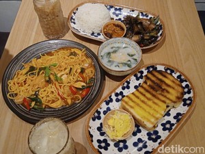 Dandia Coffee: Makan Nasi Ayam Tangkap Ditemani Segarnya Teh Tarik