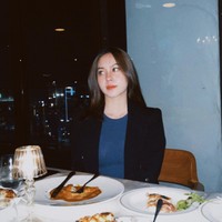 Memiliki paras yang tak kalah cantik dari calon kakak iparnya, unggahan Dinar pun kerap banjir pujian netizen. Tak hanya cantik, Dinar juga punya gaya yang stylish. Foto: Instagram/@dinarsalsa