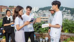 Intip Park Shin Hye & Park Hyung Sik di Balik Layar Doctor Slump! Intip Park Shin Hye & Park Hyung Sik di Balik Layar Doctor Slump!