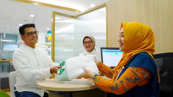 Jelang Batas Pelunasan Haji 2024, BSI Siapkan Layanan Prima Pelunasan biaya haji 2024 akan berakhir hingga 23 Februari 2024. BSI pun menyiapkan layanan prima untuk masyarakat yang akan melunasi biaya ibadah haji 2024.