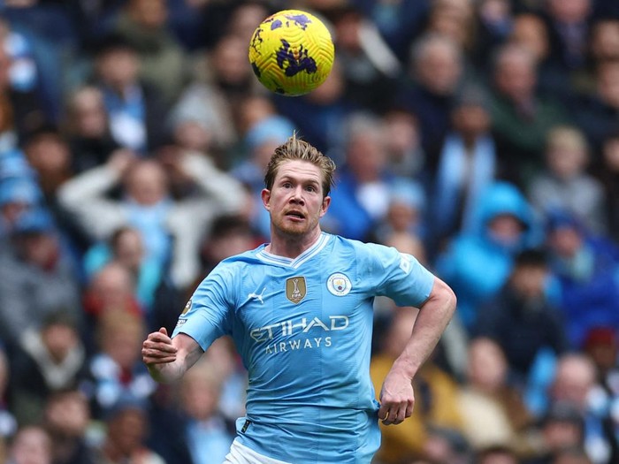 Soccer Football - Premier League - Manchester City v Everton - Etihad Stadium, Manchester, Britain - February 10, 2024 Manchester City's Kevin De Bruyne in action REUTERS/Carl Recine NO USE WITH UNAUTHORIZED AUDIO, VIDEO, DATA, FIXTURE LISTS, CLUB/LEAGUE LOGOS OR 'LIVE' SERVICES. ONLINE IN-MATCH USE LIMITED TO 45 IMAGES, NO VIDEO EMULATION. NO USE IN BETTING, GAMES OR SINGLE CLUB/LEAGUE/PLAYER PUBLICATIONS.
