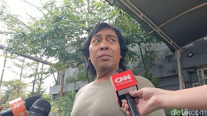komeng