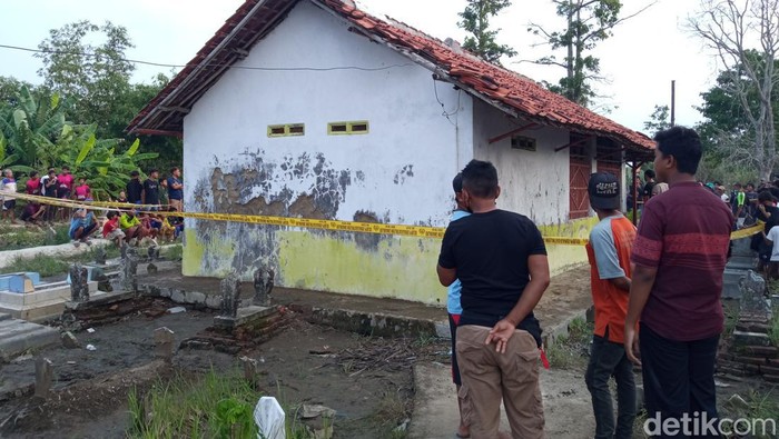 Lokasi penemuan mayat di Desa Jagapura Kulon, Kecamatan Gegesik, Kabupaten Cirebon