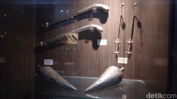 Museum khusus penyimpanan benda bersejarah peninggalan era Sunan Gunung Jati di Keraton Kasepuhan Cirebon.