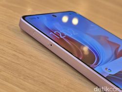 Unboxing Reno 11 F 5G, HP Oppo Rp 4 Jutaan Punya Tampilan Menarik