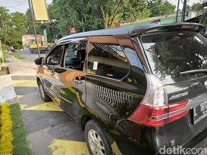 Korban Pecah Kaca Avanza di Gresik Pegawai Bank