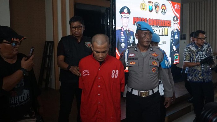 Pembunuhan balita di Surabaya