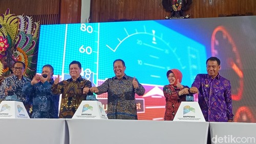 Penandatanganan kerja sama ekosistem industri dirgantara di Gedung Wisma Sabha Kantor Gubernur Bali, Jumat (16/2/2024). (Aryo Mahendro/detikBali)