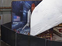 Potret Pesawat Ulang Alik NASA Dimuseumkan Usai 12 Tahun Mengangkasa