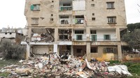 Penampakan bangunan yang akibat serangan Israel.  