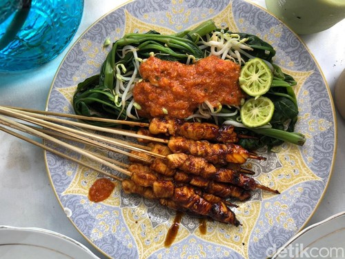 Sate Rembiga khas Lombok yang kini bisa dinikmati di Malang