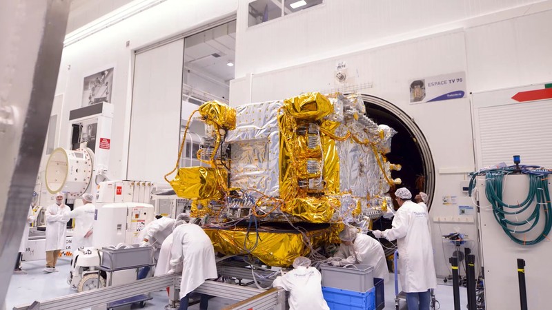 Satelit Merah Putih 2 di Thales Alenia Space