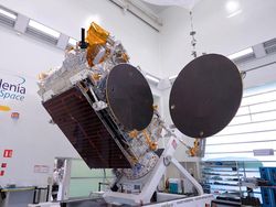 Mengintip Dapur Perakitan Satelit Merah Putih 2