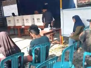 Caleg PSI Ngamuk-Banting Meja Kotak Suara gegara Kalah di TPS Sendiri