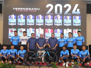 Begini Aksi Aiman Cahyadi Bareng Terengganu Cycling Team