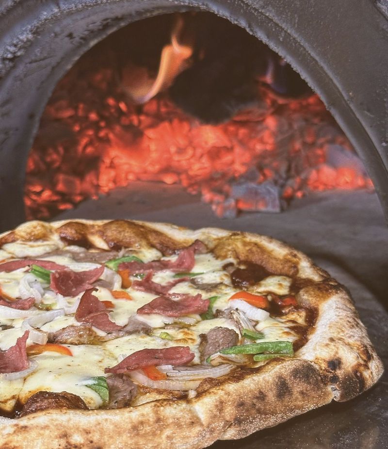 5 Pizza Enak di Bogor, Ada yang Diracik Chef Asli Italia!
