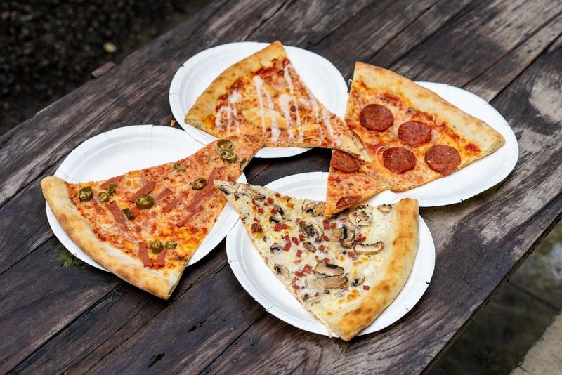 5 Pizza Enak di Bogor, Ada yang Diracik Chef Asli Italia!
