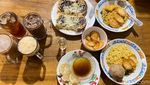 Ada Mie Instan dengan Bakso Mercon Pedas Meledak di Warkop Ini