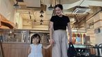 Cantiknya Alice Norin Jajan Dessert di Korea hingga Jepang