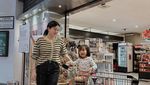 Cantiknya Alice Norin Jajan Dessert di Korea hingga Jepang