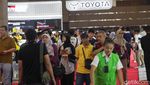 Antusiasme Pengunjung IIMS 2024 di Akhir Pekan