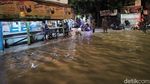 Potret Kawasan Surabaya Barat Dilanda Banjir