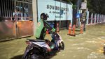 Potret Kawasan Surabaya Barat Dilanda Banjir